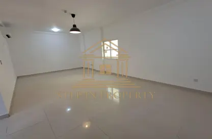 Apartment - 2 Bedrooms - 3 Bathrooms for rent in Al Hashmi Building - Al Muntazah Street - Al Muntazah - Doha