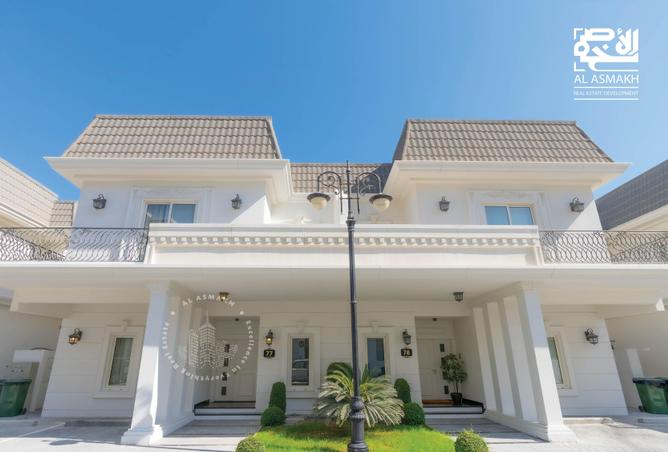 Villa - 4 Bedrooms - 4 Bathrooms for rent in Les Maisons Blanches - Lusail