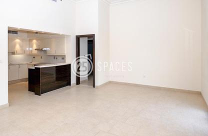 Apartment - 3 Bedrooms - 4 Bathrooms for rent in Carnaval - Qanat Quartier - The Pearl Island - Doha