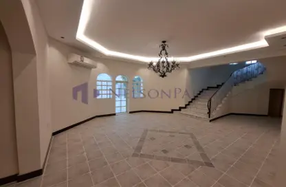 Villa - 6 Bedrooms - 7 Bathrooms for rent in Al Hamraa Street - Al Thumama - Doha