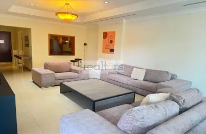 Apartment - 2 Bedrooms - 2 Bathrooms for rent in East Porto Drive - Porto Arabia - The Pearl Island - Doha