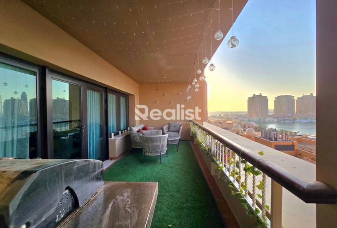 Apartment - 2 Bedrooms - 3 Bathrooms for sale in Porto Arabia - The Pearl Island - Doha