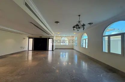 Compound - 4 Bedrooms - 5 Bathrooms for rent in Al Nuaija Street - Al Hilal West - Al Hilal - Doha