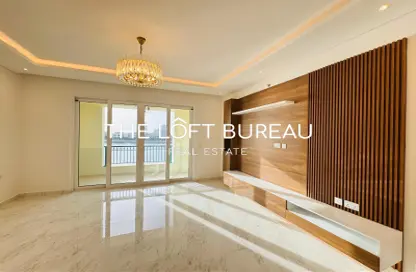 Apartment - 2 Bedrooms - 2 Bathrooms for sale in Viva West - Viva Bahriyah - The Pearl Island - Doha