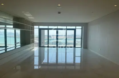 Apartment - 2 Bedrooms - 3 Bathrooms for rent in Lusail City - Lusail