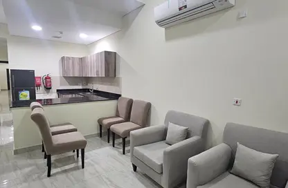 Apartment - 1 Bedroom - 2 Bathrooms for rent in Al Duhail - Al Duhail - Doha