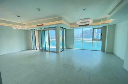 Apartment - 2 Bedrooms - 4 Bathrooms for rent in Gewan Island - The Pearl Island - Doha