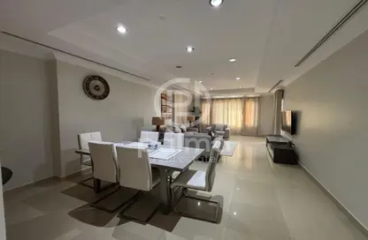 Apartment - 2 Bedrooms - 3 Bathrooms for rent in East Porto Drive - Porto Arabia - The Pearl Island - Doha