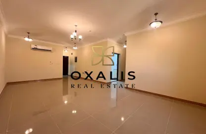 Apartment - 3 Bedrooms - 3 Bathrooms for rent in Al Mansoura - Al Mansoura - Doha