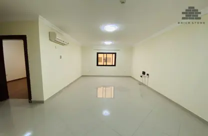 Apartment - 2 Bedrooms - 2 Bathrooms for rent in Al Jazeera Street - Fereej Bin Mahmoud North - Fereej Bin Mahmoud - Doha