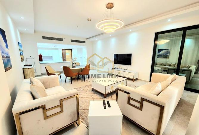 Apartment - 1 Bedroom - 1 Bathroom for sale in The Villas - Qatar Entertainment City - Lusail