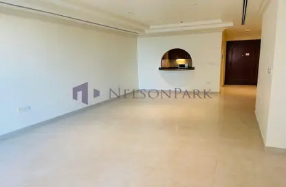 Apartment - 1 Bedroom - 2 Bathrooms for rent in West Porto Drive - Porto Arabia - The Pearl Island - Doha