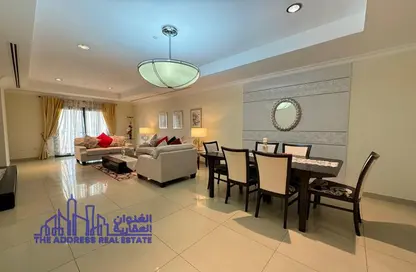 Apartment - 2 Bedrooms - 3 Bathrooms for rent in Tower 10 - Porto Arabia - The Pearl Island - Doha