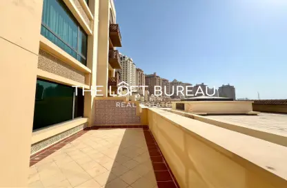 Townhouse - 2 Bedrooms - 3 Bathrooms for rent in Porto Arabia Townhouses - Porto Arabia - The Pearl Island - Doha