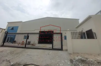 Warehouse - Studio - 7+ Bathrooms for sale in East Industrial Street - Birkat Al Awamer - Al Wakra