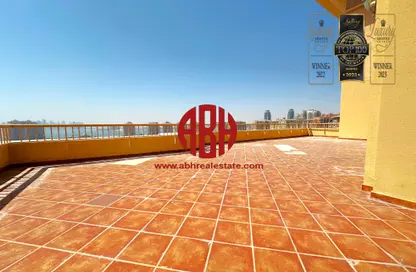 Apartment - 1 Bedroom - 2 Bathrooms for rent in Piazza Arabia - Porto Arabia - The Pearl Island - Doha