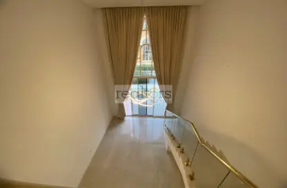 Apartment - 1 Bedroom - 2 Bathrooms for rent in Al Mutahidah Tower - Viva Bahriyah - The Pearl Island - Doha