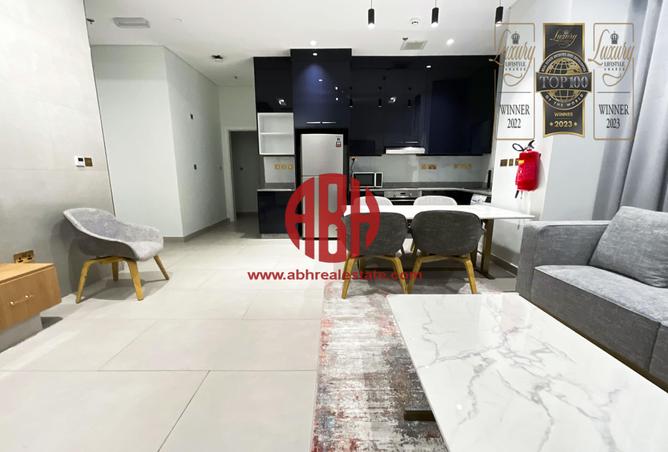 Apartment - 2 Bedrooms - 3 Bathrooms for rent in Thabit Bin Zaid Street - Al Mansoura - Doha