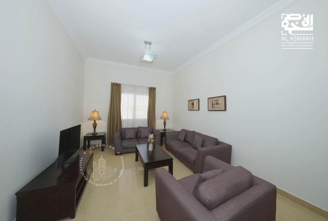 Apartment - 2 Bedrooms - 1 Bathroom for rent in Gulf Residence - Gulf Residence - Al Nasr - Doha