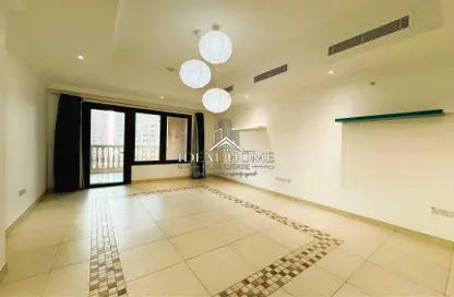 Apartment - 1 Bedroom - 2 Bathrooms for sale in East Porto Drive - Porto Arabia - The Pearl Island - Doha