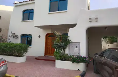 Compound - 3 Bedrooms - 3 Bathrooms for rent in Old Airport Road - Old Airport Road - Doha