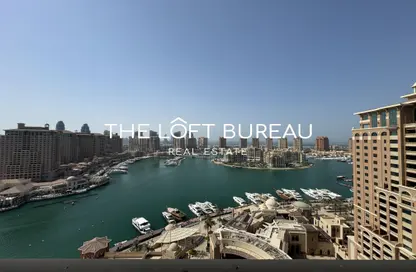 Apartment - 2 Bedrooms - 3 Bathrooms for rent in Tower 31 - Porto Arabia - The Pearl Island - Doha