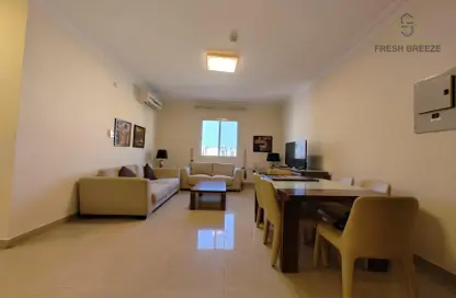 Apartment - 2 Bedrooms - 2 Bathrooms for rent in Umm Ghuwailina 4 - Umm Ghuwailina - Doha