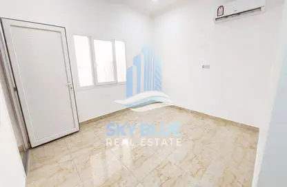 Penthouse - Studio - 1 Bathroom for rent in Al Thumama - Al Thumama - Doha