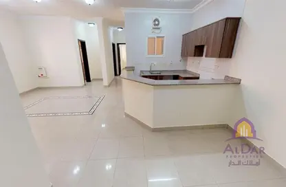 Apartment - 2 Bedrooms - 2 Bathrooms for rent in Muntazah 70 - Al Muntazah - Doha