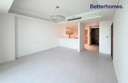 Apartment - 1 Bedroom - 2 Bathrooms for rent in Imperial Diamond - Viva Bahriyah - The Pearl Island - Doha