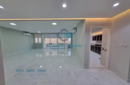 Apartment - 3 Bedrooms - 3 Bathrooms for rent in Old Salata - Salata - Doha