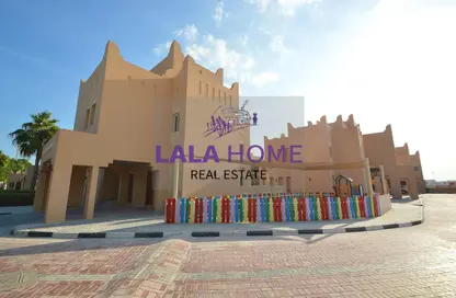 Compound - 4 Bedrooms - 6 Bathrooms for rent in East Gate - West Bay Lagoon - Doha