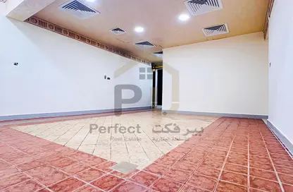 Apartment - 1 Bathroom for rent in New Salata - Salata - Doha