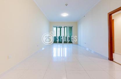 Apartment - 3 Bedrooms - 3 Bathrooms for rent in Viva East - Viva Bahriyah - The Pearl Island - Doha