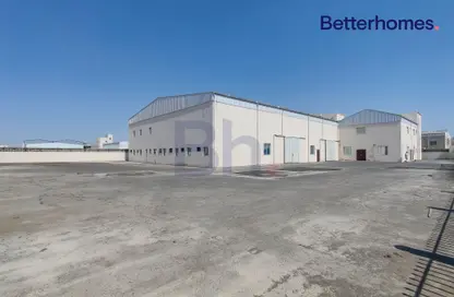 Warehouse - Studio - 3 Bathrooms for rent in Birkat Al Awamer - Al Wakra