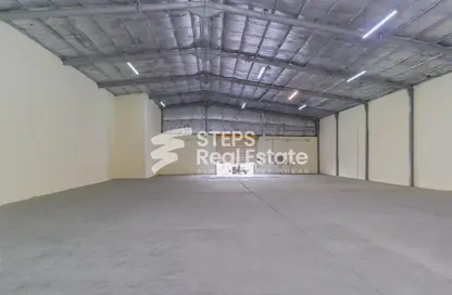 Warehouse - Studio for rent in Industrial Area 4 - Industrial Area - Industrial Area - Doha