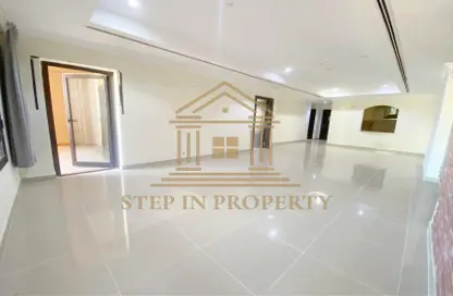 Apartment - 1 Bedroom - 2 Bathrooms for rent in East Porto Drive - Porto Arabia - The Pearl Island - Doha