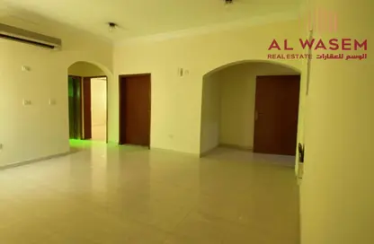 Apartment - 2 Bedrooms - 2 Bathrooms for rent in Madinat Khalifa South - Madinat Khalifa - Doha