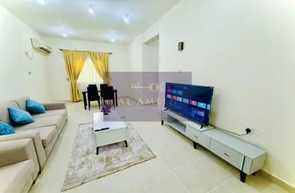 Apartment - 2 Bedrooms - 2 Bathrooms for rent in Al Mansoura - Doha