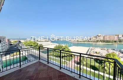 Apartment - 3 Bedrooms - 3 Bathrooms for rent in Chateau - Qanat Quartier - The Pearl Island - Doha