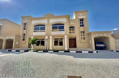 Compound - 4 Bedrooms - 4 Bathrooms for rent in Al Dana st - Muraikh - AlMuraikh - Doha