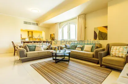 Apartment - 2 Bedrooms - 3 Bathrooms for rent in Viva East - Viva Bahriyah - The Pearl Island - Doha