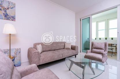 Apartment - 2 Bedrooms - 2 Bathrooms for sale in Viva East - Viva Bahriyah - The Pearl Island - Doha