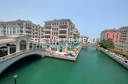 Apartment - 2 Bedrooms - 2 Bathrooms for rent in Carnaval - Qanat Quartier - The Pearl Island - Doha