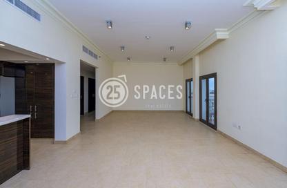 Apartment - 1 Bedroom - 2 Bathrooms for rent in Carnaval - Qanat Quartier - The Pearl Island - Doha