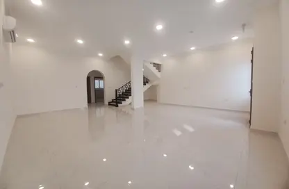 Villa - 7 Bedrooms for rent in Al Markhiya Street - Al Markhiya - Doha