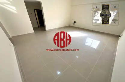 Apartment - 3 Bedrooms - 3 Bathrooms for rent in RASTEC 28 - Abdullah Bin Masoud Street - Fereej Bin Mahmoud - Doha