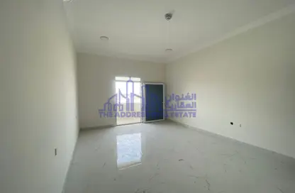 Apartment - 2 Bedrooms - 3 Bathrooms for rent in Al Markhiya Street - Al Markhiya - Doha