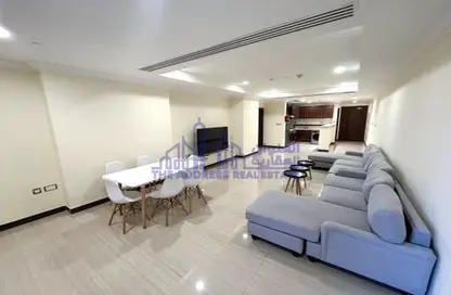 Apartment - 1 Bedroom - 2 Bathrooms for rent in Tower 21 - Porto Arabia - The Pearl Island - Doha