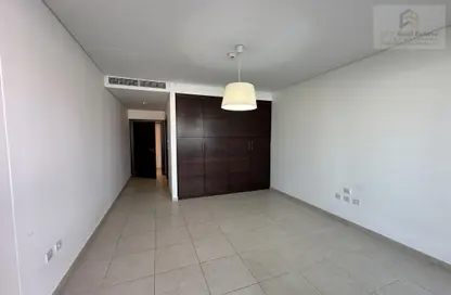 Apartment - 2 Bedrooms - 3 Bathrooms for rent in Viva West - Viva Bahriyah - The Pearl Island - Doha